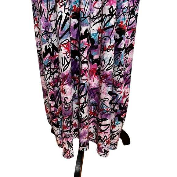 Rouge Collection 2XL Colorful Graffiti Street Art Graphic Sleeveless Maxi Dress - Picture 5 of 11